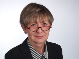 Frau Prof. Dr. Reichert
