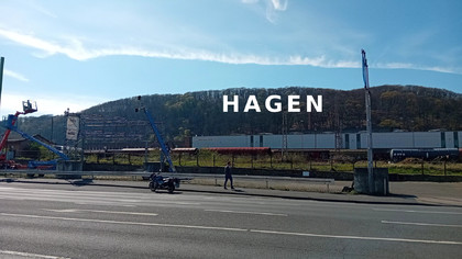 >>> Hagen like Hollywood - Selbstvertrauen reparieren ! Hier von der Eckeseyerstr. sichtbar (Bauhaus) - coming in Damit sind wir aber auch schon 40 Jahre zu spät dran ...