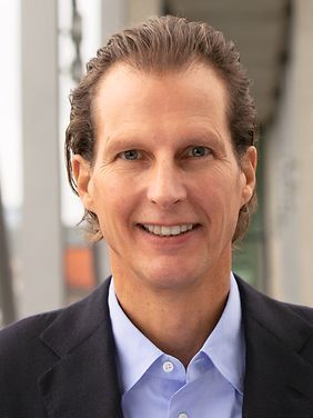 MdB mit denen Ing. Goebel neuerdings auf LinkedIN verbunden ist