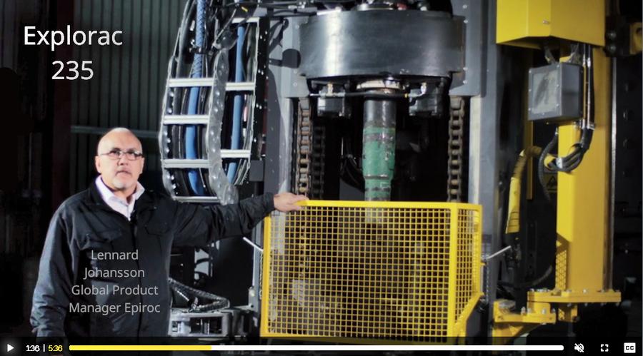 >>> Bilder aus dem Walk-Around Explorac 235 Film - bisschen heller und mit Kommentaren wie die Anpassung der Bohr-Technik für DHBD erfolgen soll - Hinweise für den CAD Planer von Fa. Epiroc in Essen ...