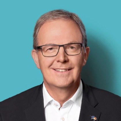 MdEP mit denen Ing. Goebel neuerdings auf LinkedIN verbunden ist