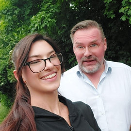 Güldeniz Baday - Supergirl - Turnerin - MakeUp Artist  Meinerzhagen 