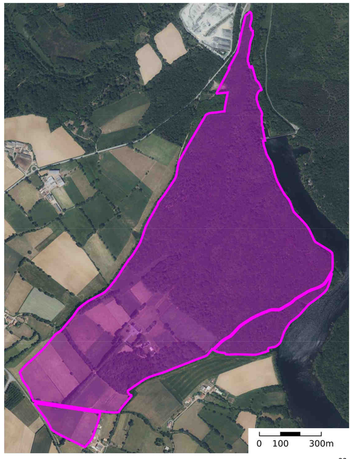 Schloss mit 1,14 Mio. m2 Land zu verkaufen